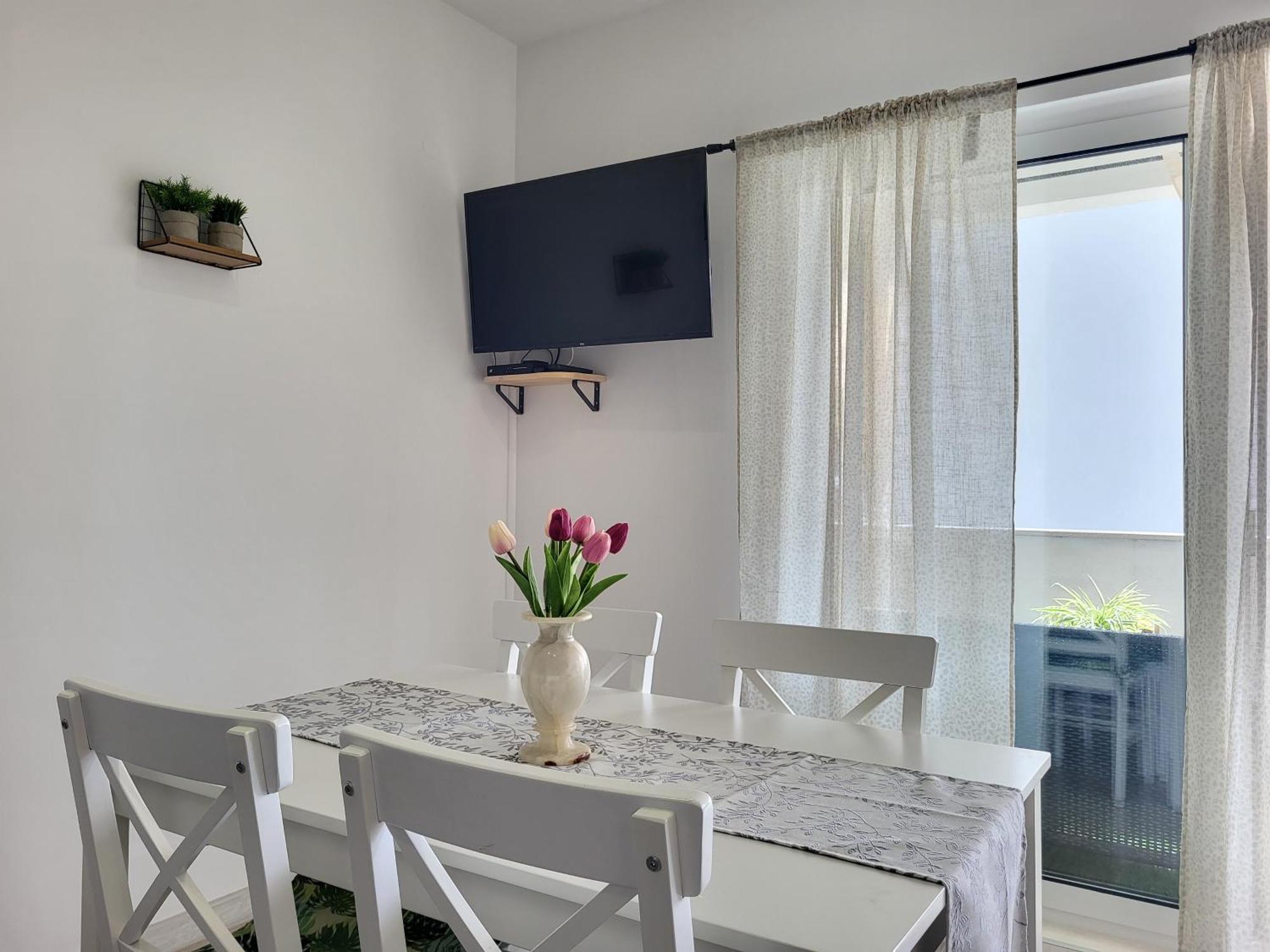 Apartments Sun & Sea Дуги Рат Екстериор снимка
